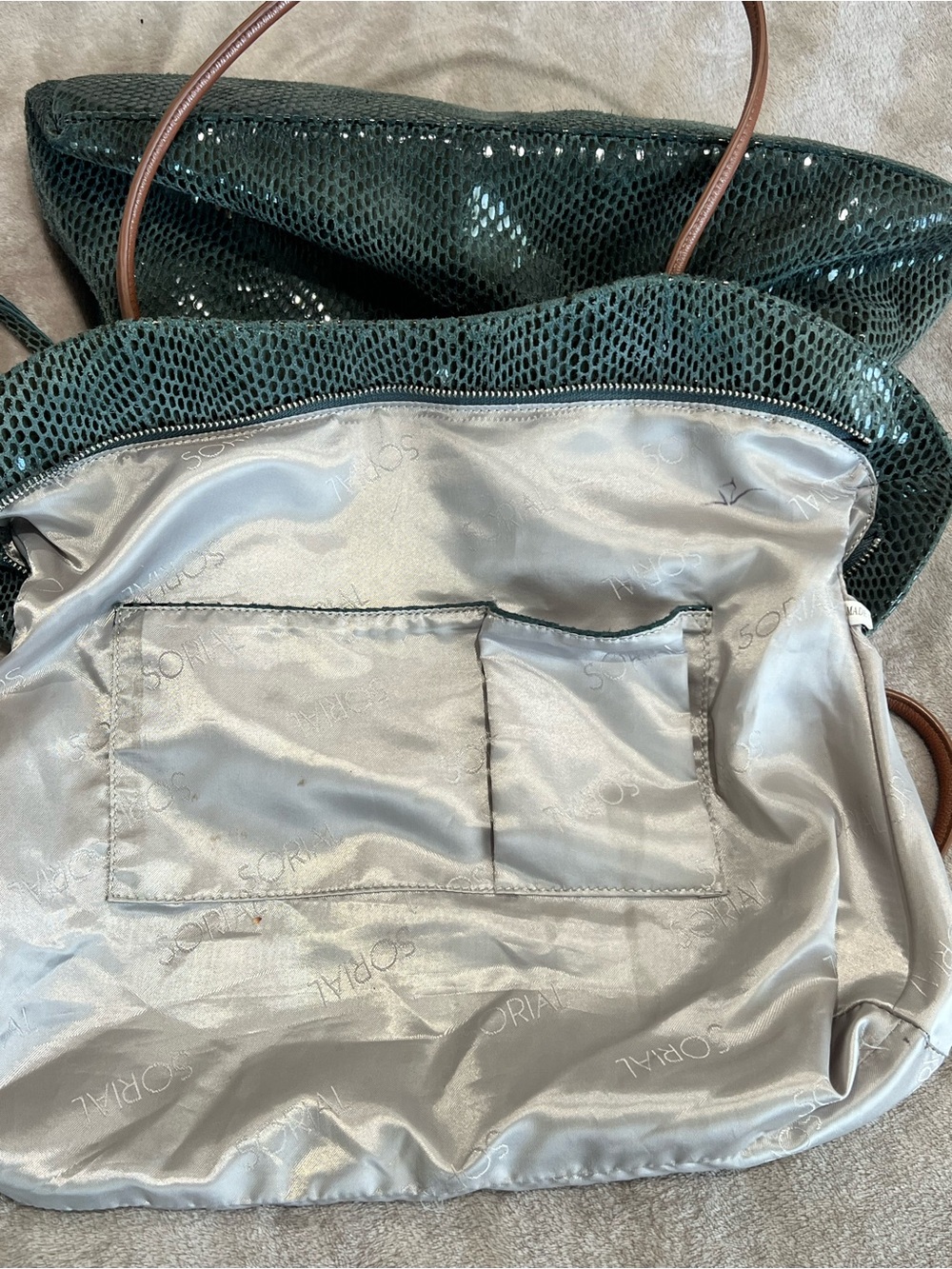 Sorial Tote - Picture 8 of 10